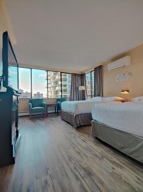 Divya Sutra Suites on Robson Downtown Vancouver image 13