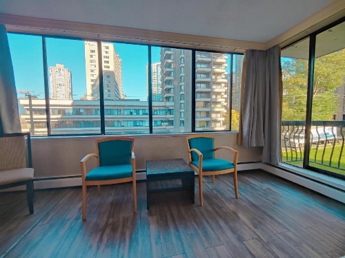 Divya Sutra Suites on Robson Downtown Vancouver image 23