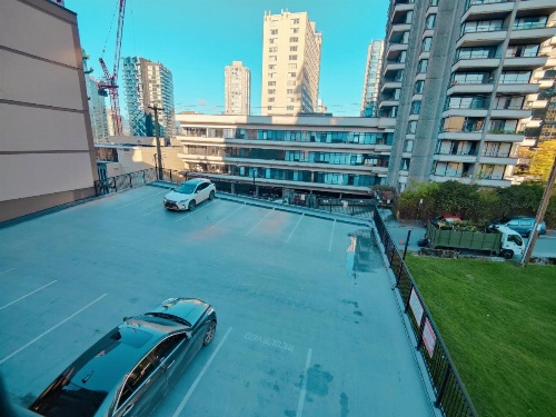 Divya Sutra Suites on Robson Downtown Vancouver image 29