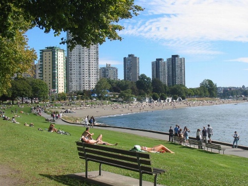 Divya Sutra Suites on Robson Downtown Vancouver image 5
